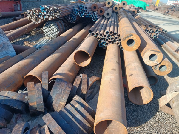 - 什么管材能适配复杂工况？42crmo无缝钢管切割定制，答案在这里